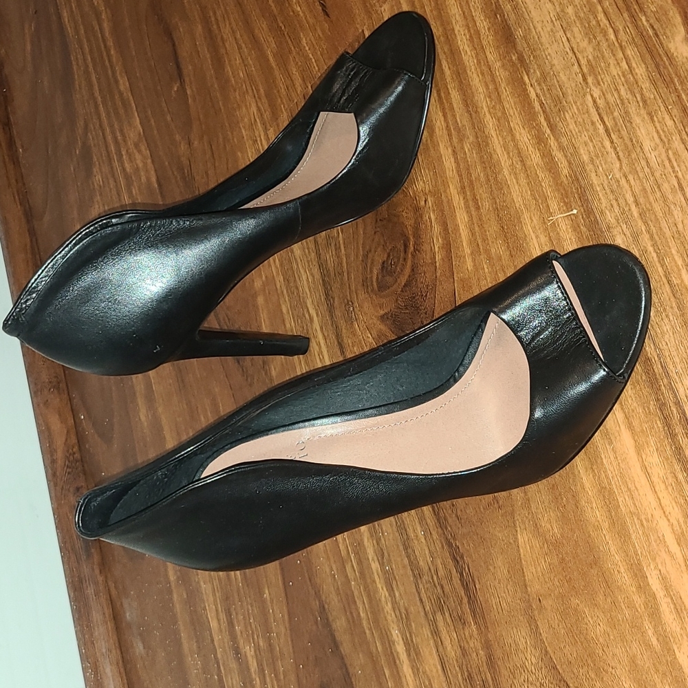 Vince Camuto heel